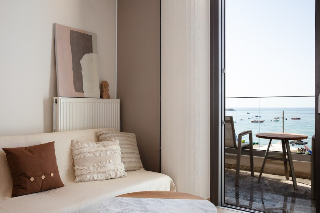 Modern Sea View Studio