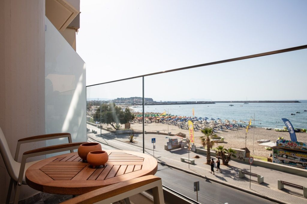 Modern Sea View Studio