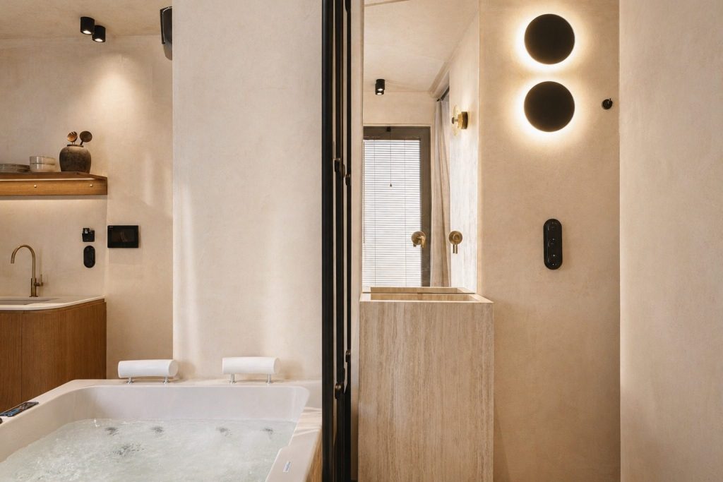 Elegant Beachfront Suite with Indoor Jacuzzi