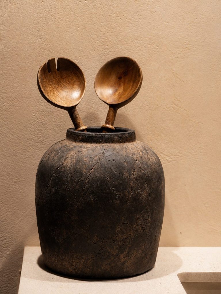 Handcrafted details and natural materials