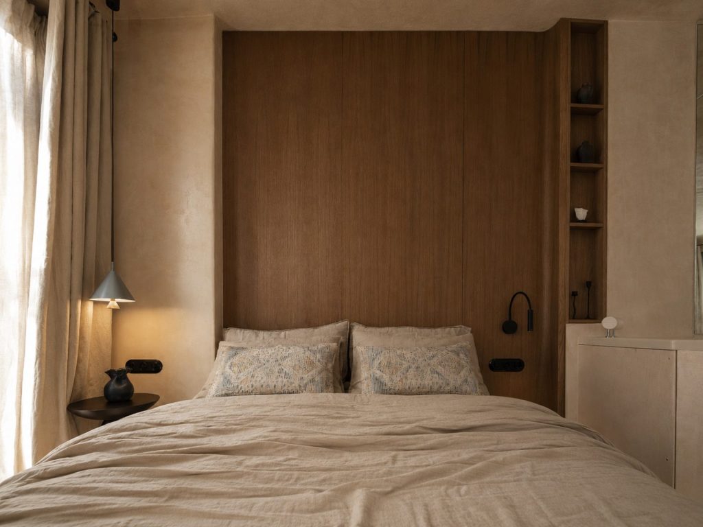 Natural textures in the bedroom