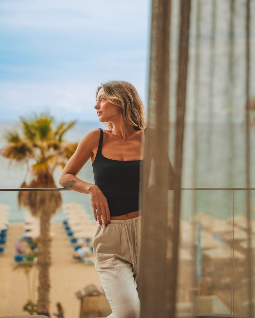 A morning by the sea at the Modern studio