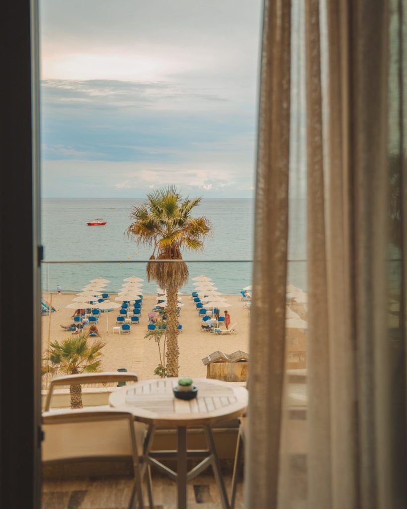 Modern Sea View Studio